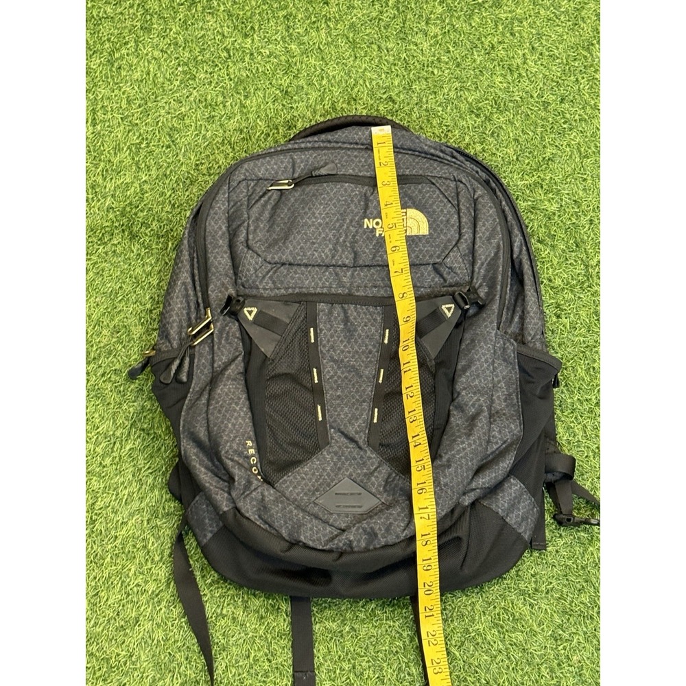 The North Face Recon Backpack Gray Black Geometric FlexVent Laptop Hiking Bag - Picture 10 of 10